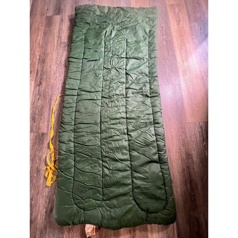 JCPenney Sleeping Bag Unisex 34x77 Green Vintage Plaid Flannel Hollofil 808